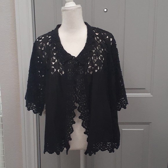 Johnny Was Jackets & Blazers - Johnny Was Women's Black Short Sleeve Jacket